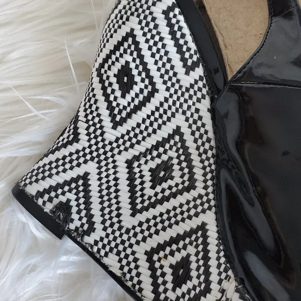 Audrey Brooke Black/White Espadrilles Peep Toe Wedge Sandals SZ 8